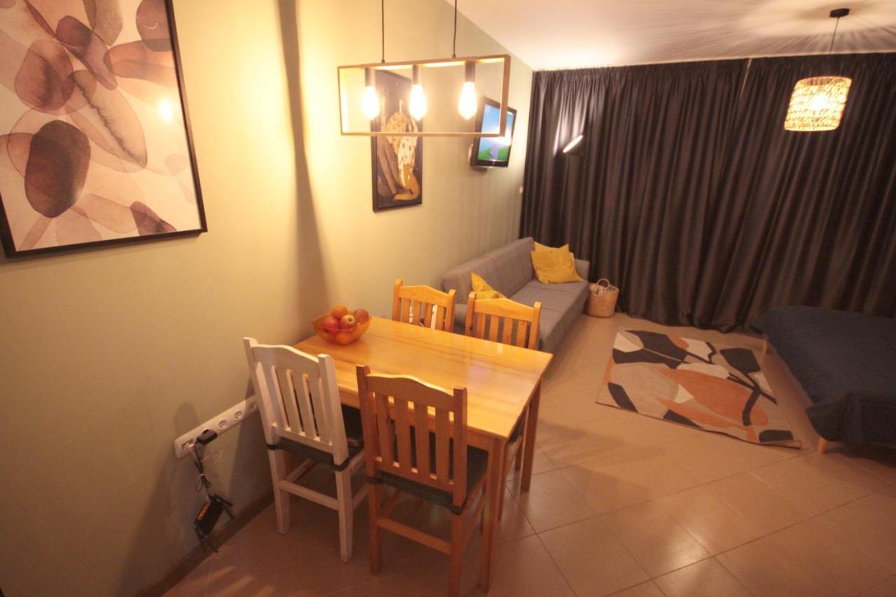 Apartment Daisy Grand Kamelia Pantai Sunny Luaran gambar