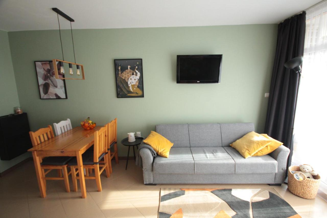 Apartment Daisy Grand Kamelia Pantai Sunny Luaran gambar